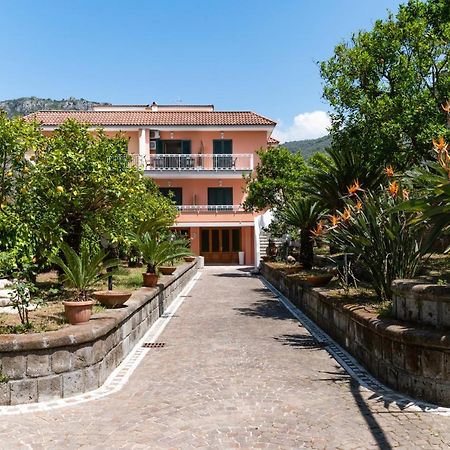 פיאנו די סורנטו Villa Francesca Relais מראה חיצוני תמונה
