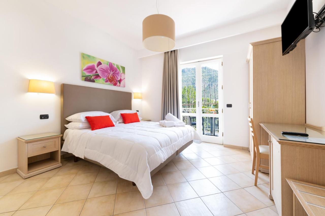 פיאנו די סורנטו Villa Francesca Relais מראה חיצוני תמונה